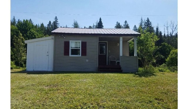 03) The Wolf Den Cabin