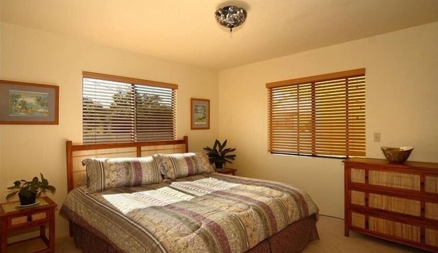 110/Night .2BR/1BA House in Rural Kamuela