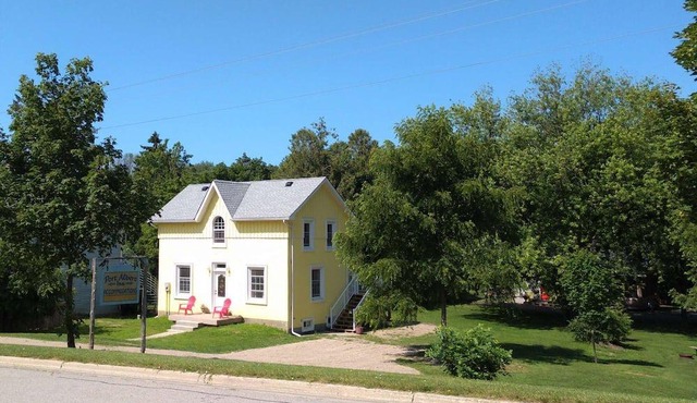 2 bedroom Blacksmith Guest House - Upper unit in beautiful Port Albert, Ontario