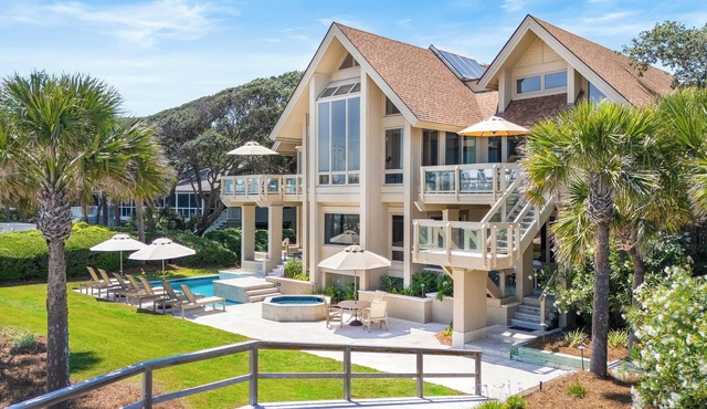 23 South Beach Lagoon: A BESTNEST/Luxe by Beverly Serral "Oceanfront"