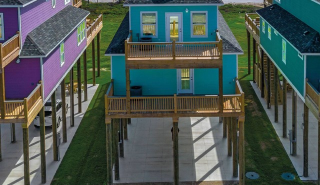 3 Beachfront Homes | 15BR Retreat for 54 Guests