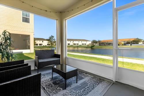 3BR Home at Fiesta Key Near Disney