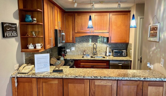 5-Star Reviews! All Remodeled! Split Air! Quiet Building 5! Ocean/Garden View!