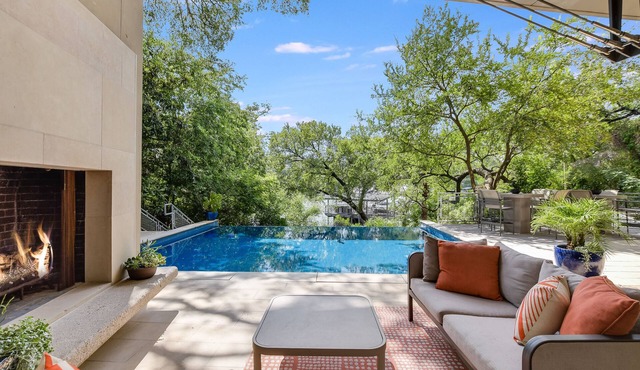 Above Waterfalls I Premier | Party Dock I Pool I Theater I Luxury I Services