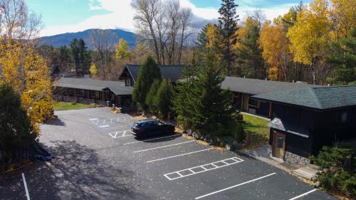 Adirondack Spruce Lodge