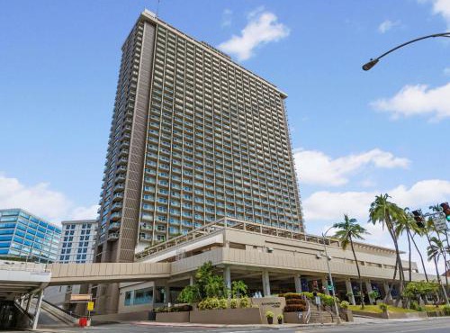 Ala Moana Honolulu by Mantra