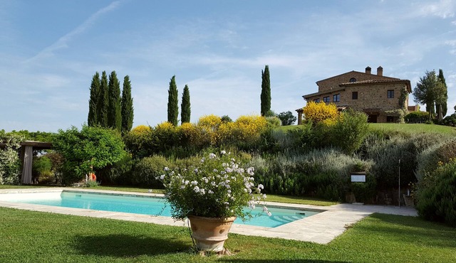 Antica fattoria 25 km a Siena di fronte a Montalcino con piscina/lezione di cucina