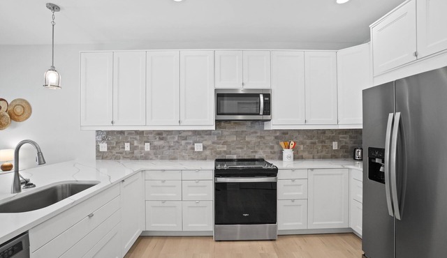 Beach House - The Sanderling by PHG