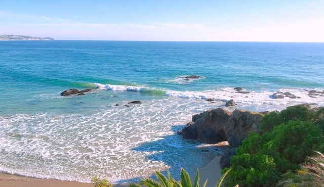 Beachfront Villa Broad Beach w/direct beach access