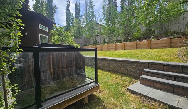 Big Family & Group-Friendly 9BR Home in NW Calgary