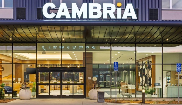 Cambria Hotel Burbank Airport