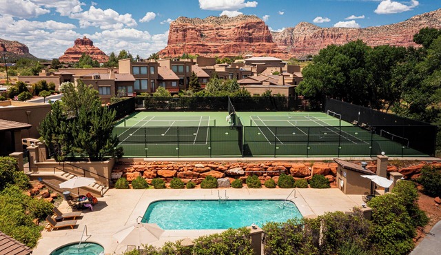 Canyon Mesa Getaway, Gated Community, Views, Community Pool & Hot Tub!