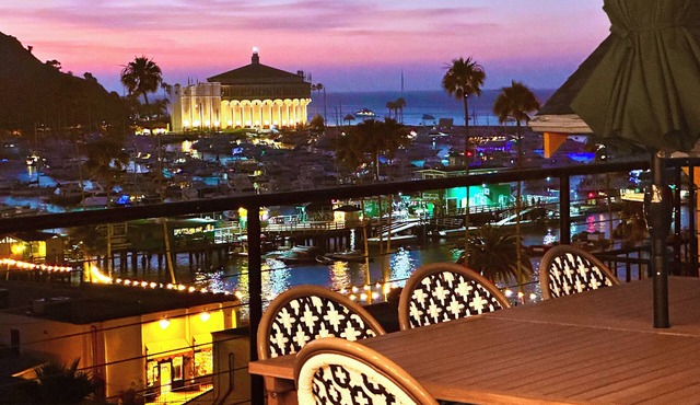 Catalina Dreamin'/Your Ultimate Island Getaway!/Remodeled 3 Bed + 2.5 Bath