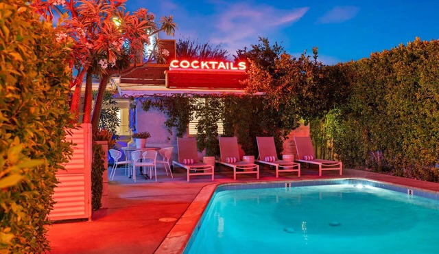 Center of it all!- Adobe Cottage Unit A