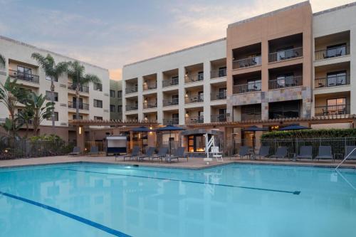 Courtyard by Marriott San Diego Central