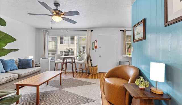 Cozy 2-bedroom condo in charming Hilo with WiFi, AC