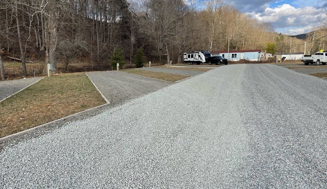 Creekside RV Site A1 * Full Hookup