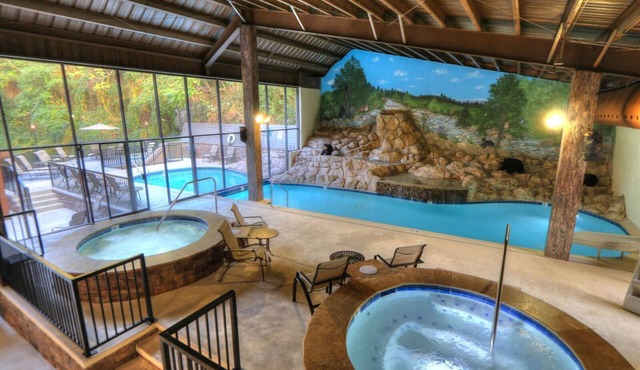 Edgewater Hotel - Gatlinburg