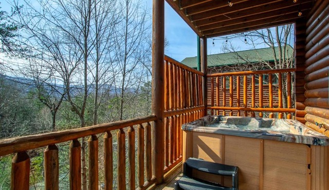 Firefly Falls MTN View Hot Tub Game Room