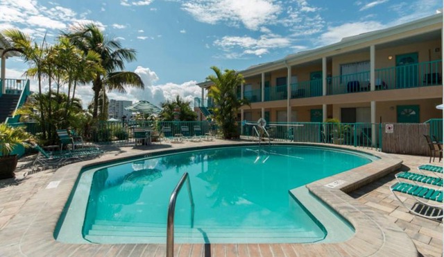 Five Palms Suite 109 - Daily - Weekly - Monthly