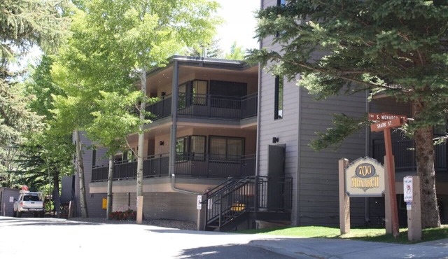Gorgeous Aspen Condo By Lift #1 Ski In/out Parking