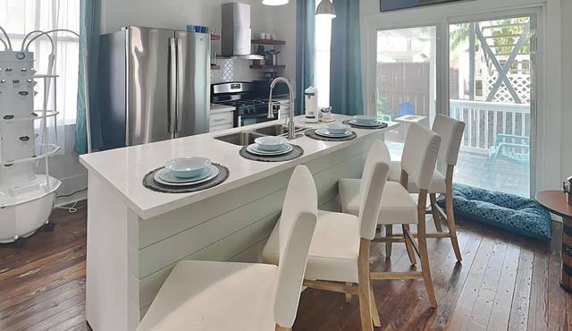 Grace of Galveston by Ryson Vacation Rentals