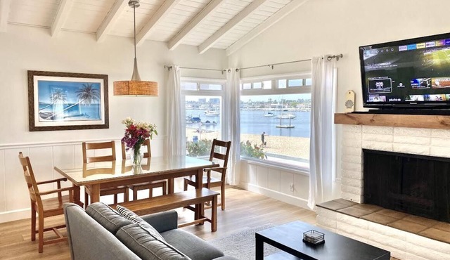 Great views Newport peninsula. nSeptember Promo! 345/night.