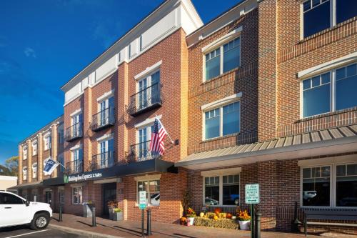 Holiday Inn Express & Suites - Dahlonega - University Area by IHG