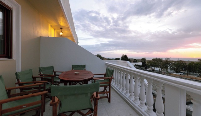 House for the whole family in Exo Gonia Santorini with views to the Aegean Sea.