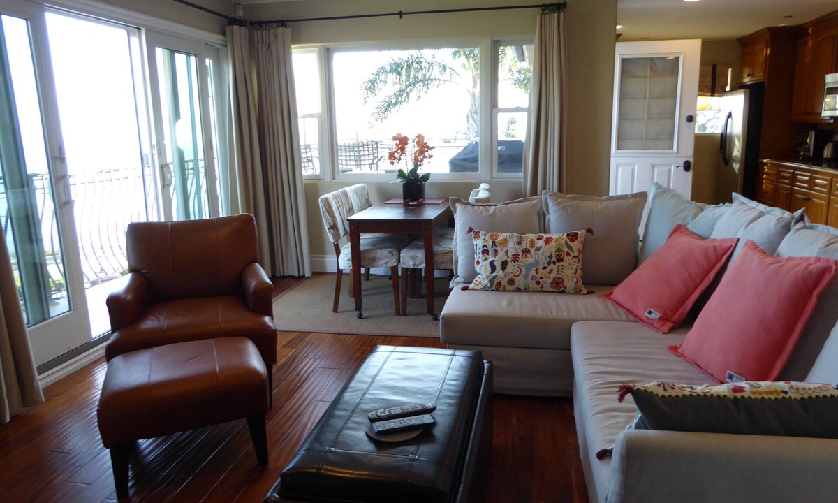 Western Malibu Villa | Incredible white water ocean view