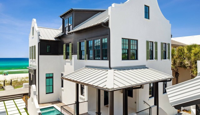 Insight: Stunning Gulf-front Location, Private Pool, 7 Bdrms, Sleeps 22!