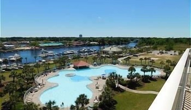 Ironwood #931 2 Bedroom Condo by RedAwning