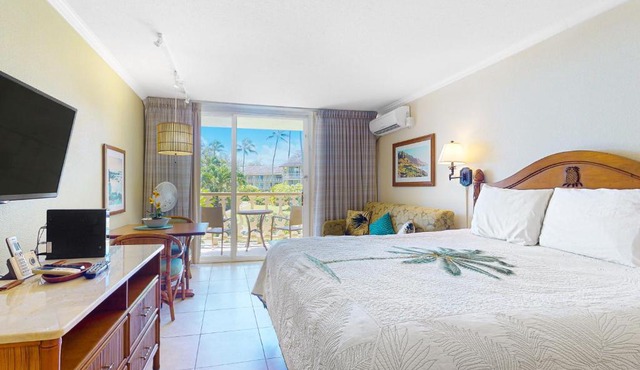 Islander on the Beach 235