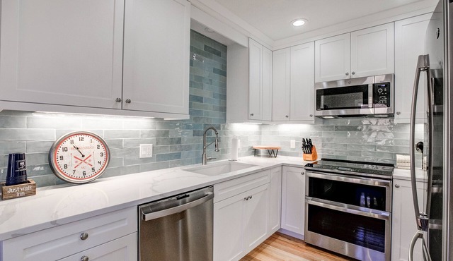 Just Walk Inn Townhome: Stroll To Main St, Gondola