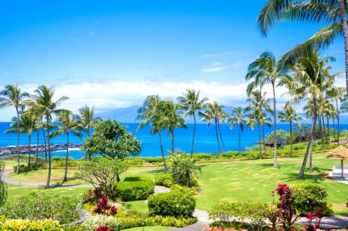 KBM Resorts FREE CAR Lxuury Ocean View Villa Palapala at Montage Kapalua Bay Daily Housekeeping and world-class spa MON-1304