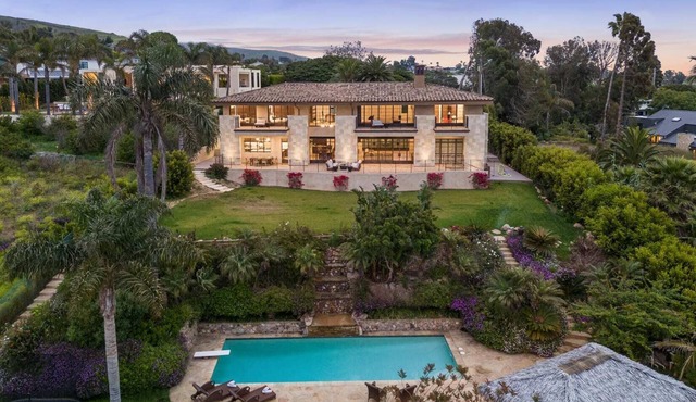 La Fortezza by Stay Awhile Villas