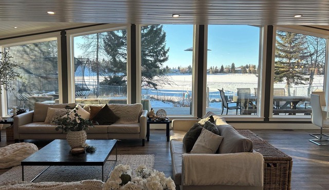 Lakefront 6BR home w/dock, hot tub, games, sleeps 16—perfect for families!