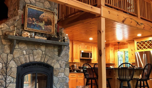 Log Home Nestled Between The White Mountains and The Lakes Region