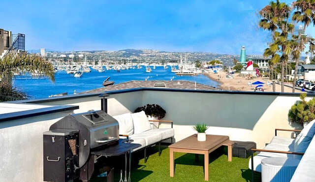 Lux Ocean View Rooftop | By Beach & Pier | A/C + Garage Parking