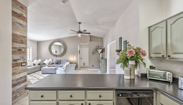 Luxurious Home with Red Rock Views