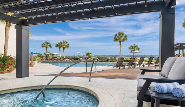 Marriott's Harbour Point and Sunset Pointe at Shelter Cove