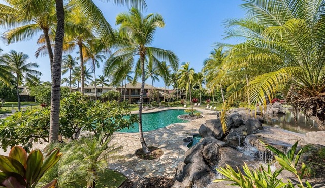 Mauna Lani Fairways 603: Luxe 2BR Home w/Modern Comforts, Jacuzzi & Lanai Views