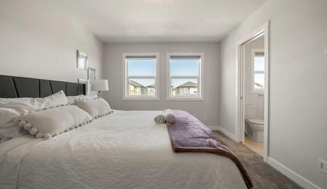 Modern 3Bed~Close to Spruce Meadows and Mountains