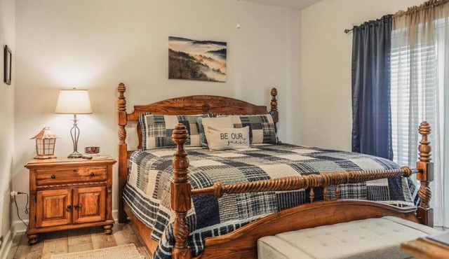 Mountain Breeze 2-Unit 5606 - FREE Attraction Ticket with EACH night Stay Including Dollywood