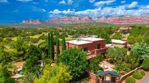 Mystic Sunset by AvantStay Thunder Mountain View Pool Driving Range Casita