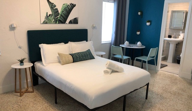 ✨ New Studio plus FREE parking fee