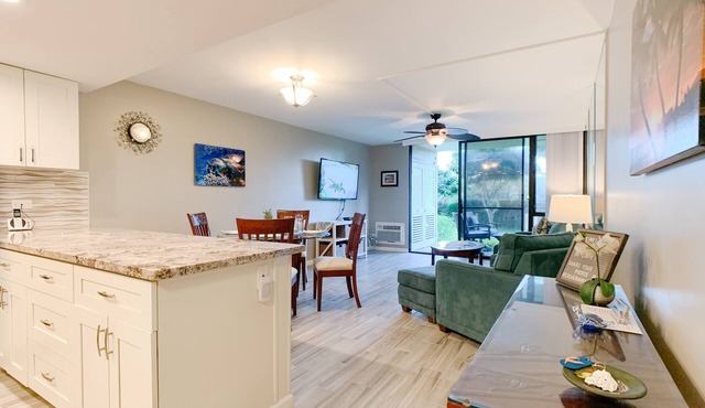 Newly updated- Ground floor 1 bedroom steps from the beach!