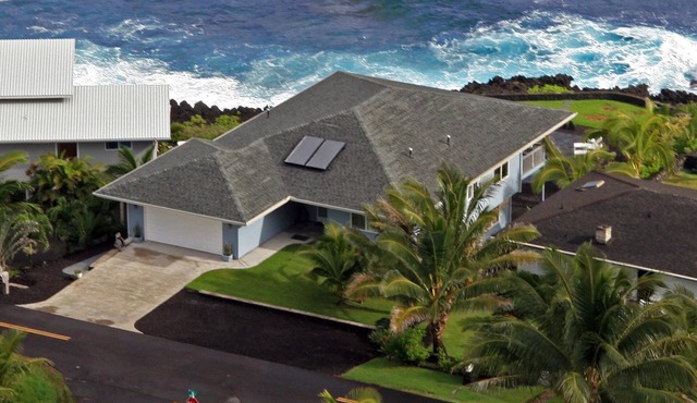 Oceanfront Home w/Private Pool. USA Military & Fire - Repeat Guest Discount!