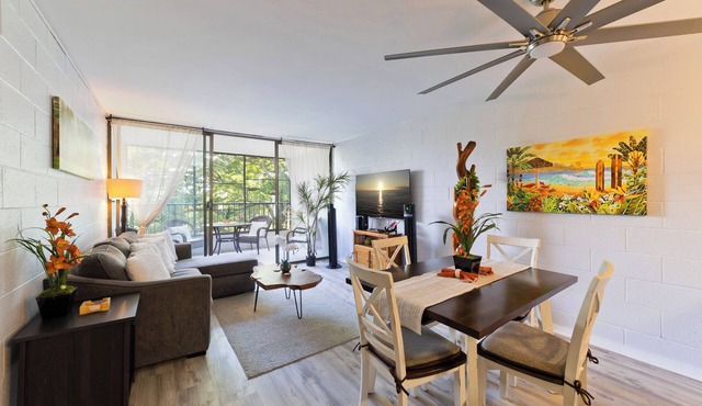 Oceanview Mauna Loa Shores Kai Ekahi #201 next to Carlsmith Beach Park