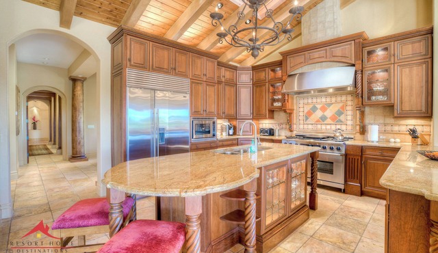 PGA West Tuscan Custom Estate with multiple Spas and Steam Shower